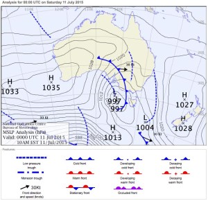 Mean sea level air pressure for Saturday July 12, 2015