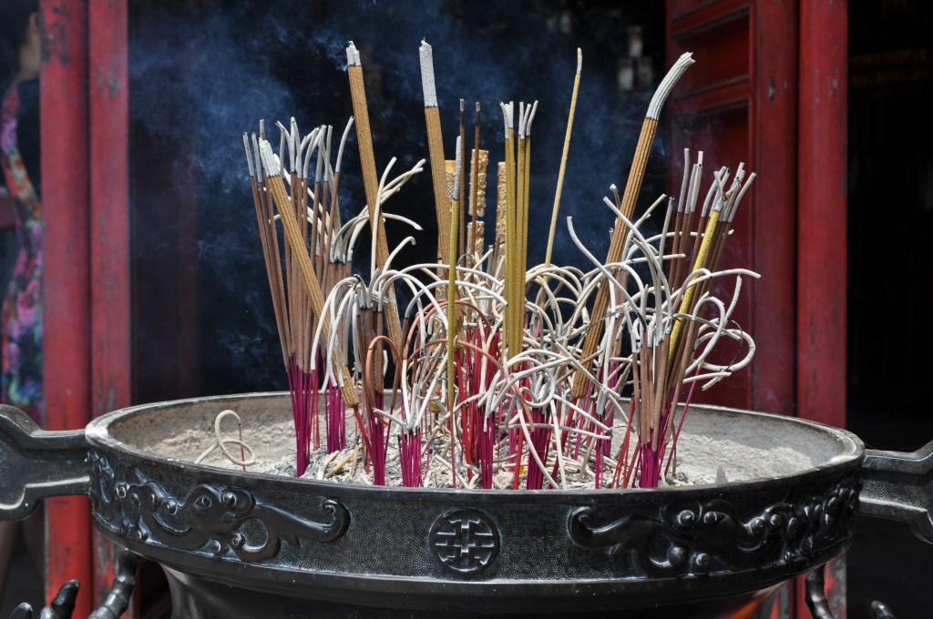 Joss sticks